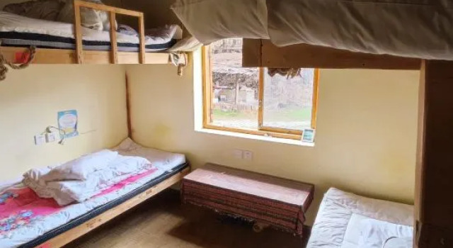 Четырёхместный номер Standard Up In The Air Youth Hostel