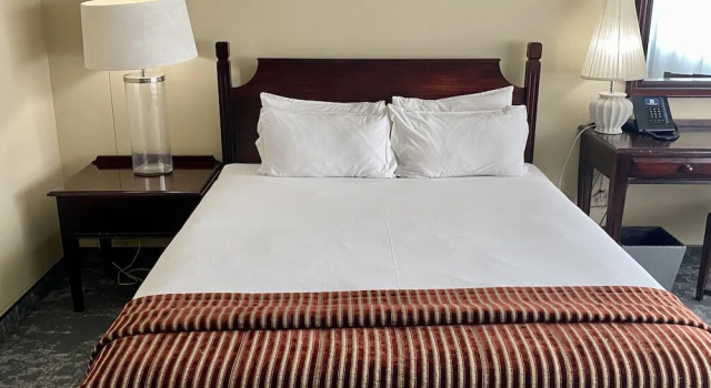 Двухместный номер Deluxe с видом на гавань The Royal Hotel by Coastlands Hotels & Resorts