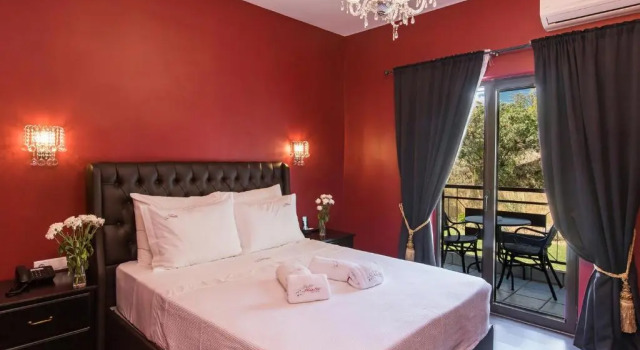 Двухместный номер Premium Theatro Hotel Odysseon