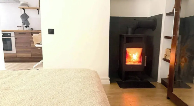 Apartment With a Fire-place, Rezerwuj Apartament Hotele w Riga z parkingiem, Parking