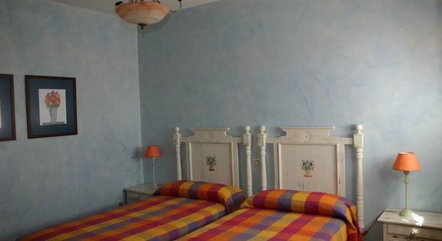 Casa de la Yaya, Забронировать Отель Ойос-дель-Эспино Sierra de Gredos