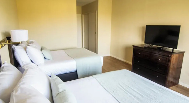 Четырёхместный семейный номер Standard Wyndham Garden Campana