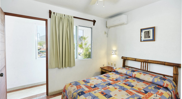 Hotel Suites Ixtapa Plaza, Забронировать Отель Отели Ixtapa-Zihuatanejo с бассейном, Бассейн