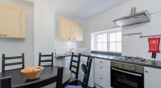 Stylish Stays by Russel Square, Забронировать Апартаменты/квартира Апартаменты Лондона, рядом с Chancery Lane, Апартаменты/квартира