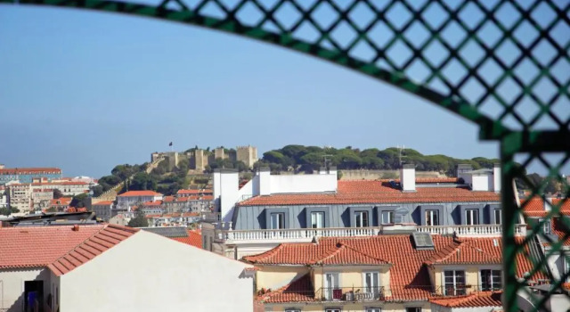 Апартаменты Пентхаус Lisbon Colours Bairro Alto Apartments