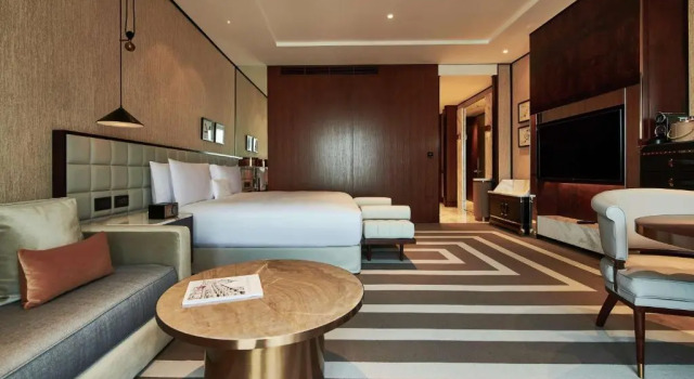 Двухместный номер Premier Waldorf Astoria Dubai International Financial Centre