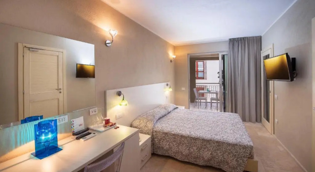 Двухместный номер Standard с балконом Domu Noa Hotel