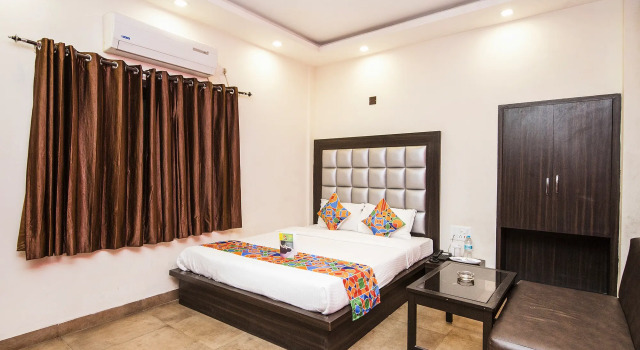 Двухместный номер Superior FabHotel De Sivalika - 500m from Belur Math