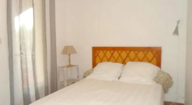 Maison de 2 chambres avec piscine partagee jardin clos et wifi a Vaison la Romaine, Забронировать Отель Отели Везон-ла-Ромен с бассейном, рядом с Археологический музей Théo Desplans, Бассейн
