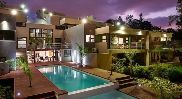 Dynasty Forest Sandown Serviced Apartments, Boek Appartement Hotels in Gauteng met parkeren, Parkeren