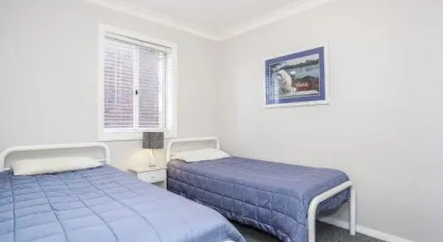Beachcomer, Unit 1 - The Entrance, NSW