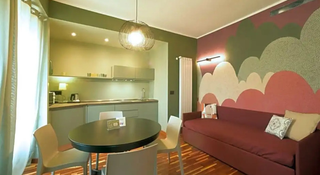 Апартаменты Hotel Bristol