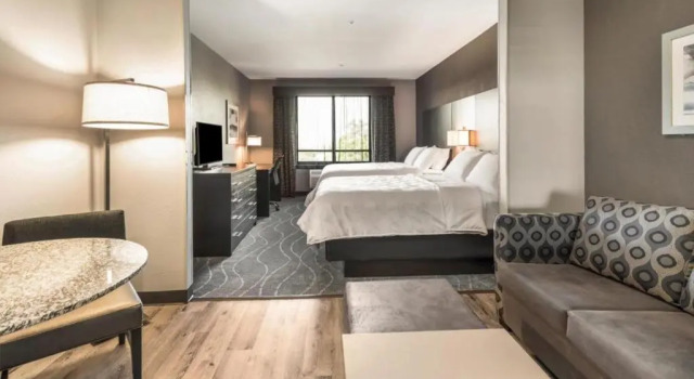 Люкс Holiday Inn & Suites Silicon Valley - Milpitas by IHG