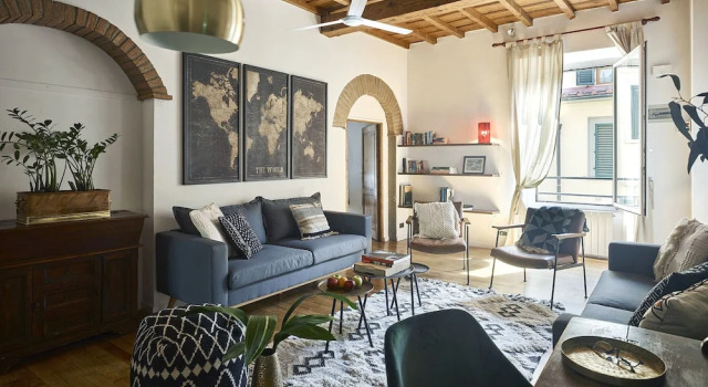 A Few Steps to The Duomo Majestic 5BD Apt, Забронировать Апартаменты/квартира Апартаменты Флоренции, рядом с Дом Буонаротти, Апартаменты/квартира