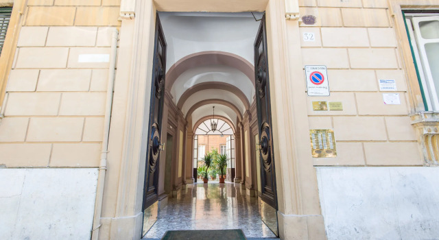 Penta Luxury House