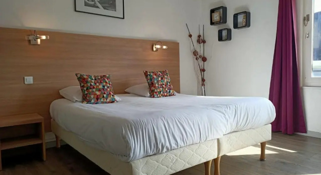Номер Comfort Brit Hotel Besancon lHorloge