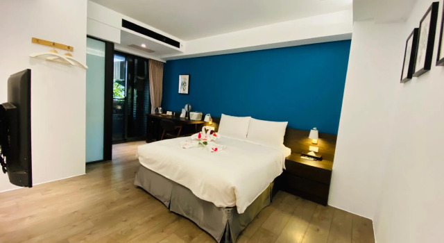 Двухместный номер Standard с балконом Greenight Hotel