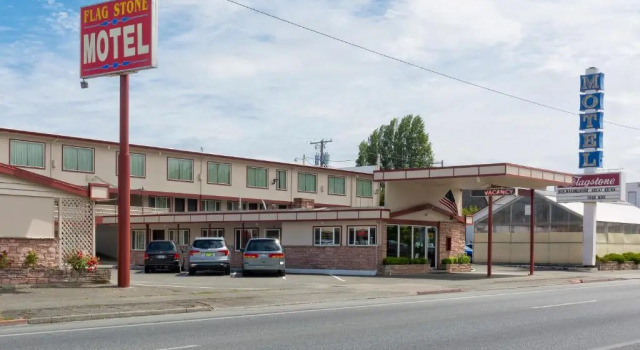 Flagstone Motel