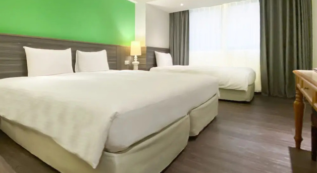 Трёхместный номер Standard Green World Triple Beds
