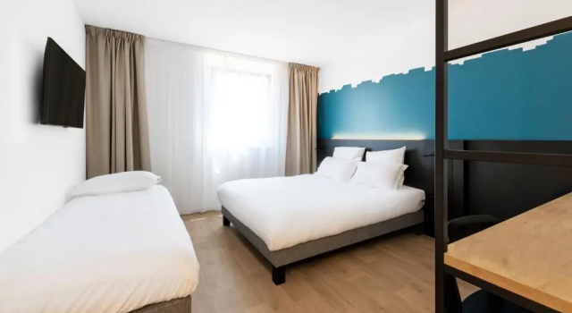 Двухместный номер Standard B&B HOTEL Nyon