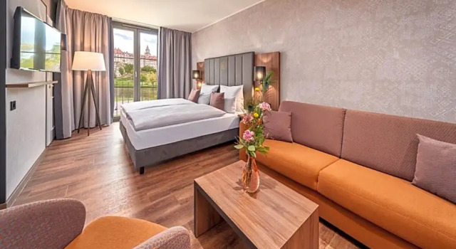 Номер Deluxe Karls Hotel