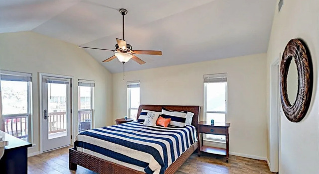 Canal 22108 - 3 Br Home