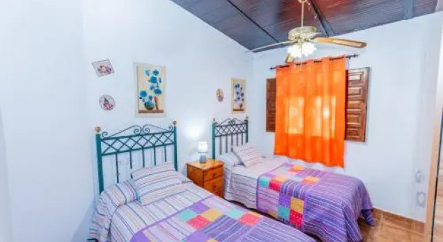 Cubo's Villa Sonia, Varaa Villa Hotellit Malaga Province uima-altaalla, Uima-allas