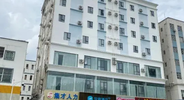 Boyue Huating Hotel (Tangxiayong Cultural Plaza), Rezerwuj Hotel Hotele w Shenzhen z parkingiem, Parking