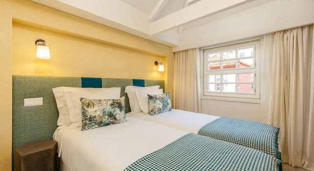 Номер Standard Дуплекс с 2 комнатами с балконом YOUROPO - Ribeira Porto