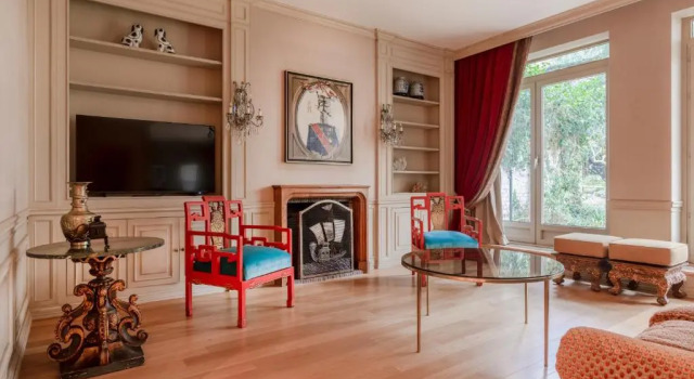 Louise Royal Residence
