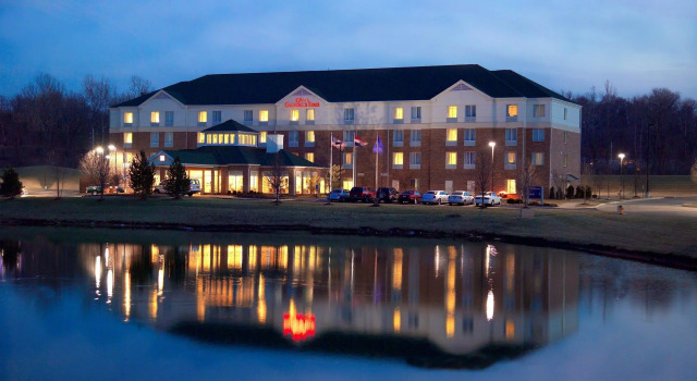 Четырёхместный номер Standard Hilton Garden Inn St. Louis/Chesterfield