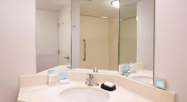 Люкс c 1 комнатой Hampton Inn & Suites Rochester/Victor