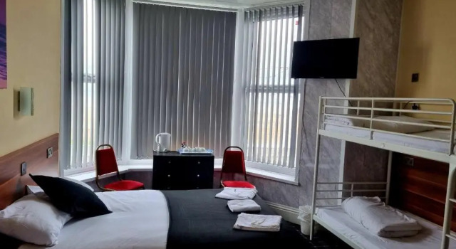 Пятиместный номер Standard с видом на море The Royal Windsor Hotel