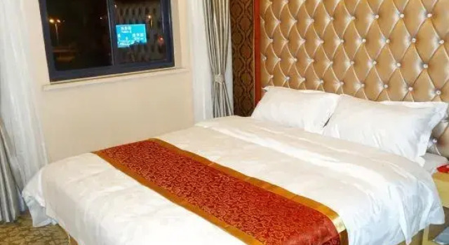 Люкс Haiqi Holiday Hotel