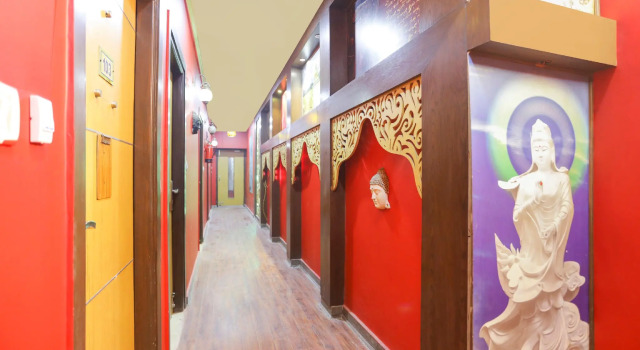 OYO 67069 Chirag Hotel
