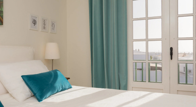 Apartamento OM con piscina y vistas al mar, Забронировать Апартаменты/квартира Отели Канарских островов с бассейном, Бассейн