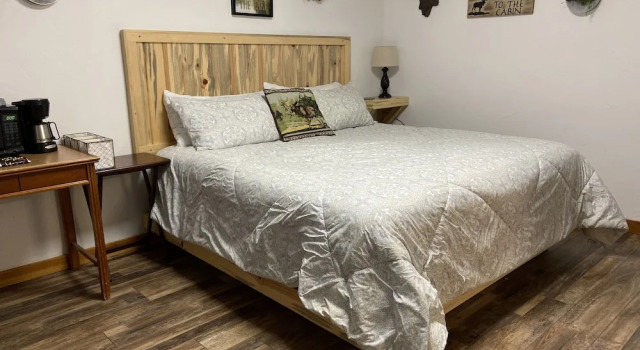 Cascade Lake Inn, Забронировать Отель Каскад Айдахо