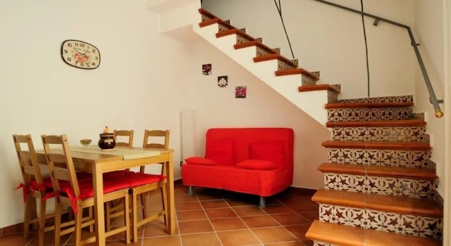 La Maison Petit, Buchen Sie Ferienwohnung Plebiscito Neapel