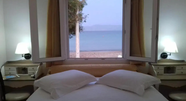 Floras Rooms, Prenota Affittacamere Hotel a Milo con parcheggio, Parcheggio