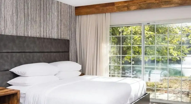 Номер Deluxe Cherry Valley Hotel