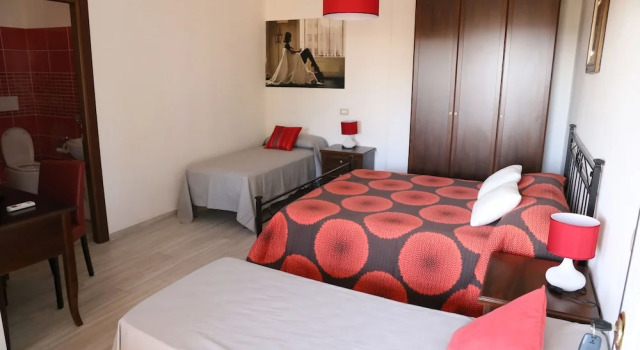 Mabell Guest House, Prenota Affittacamere Hotel a Lazio con parcheggio, Parcheggio