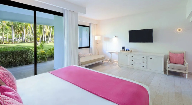 Двухместный полулюкс Privileged Romance Deluxe (Adults Only) Catalonia Punta Cana - Все включено