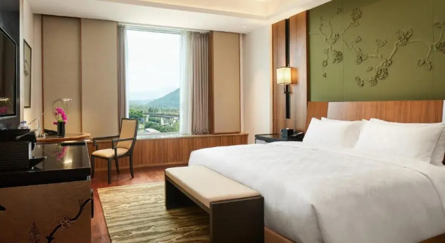 Двухместный номер Standard HUALUXE Ningbo Harbor City