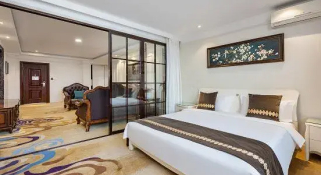 Семейный люкс Tianlong Hotel