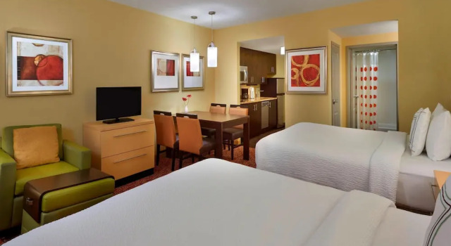 Четырёхместная студия TownePlace Suites by Marriott Thunder Bay