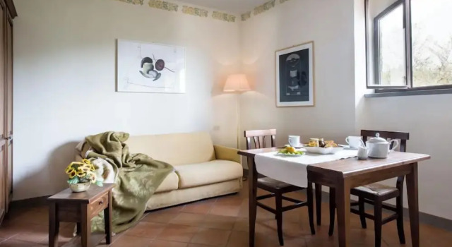 Четырёхместный семейный номер Standard с видом на сад B&B Ponte a Nappo San Gimignano