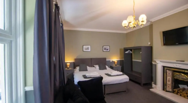 Полулюкс The Shurland Hotel