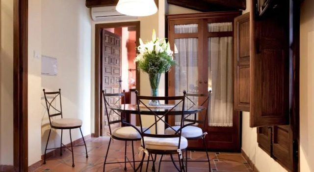Апартаменты c 1 комнатой Apartamentos-Suites Casa Cuesta del Agua