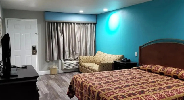Delux Inn Mesquite Near I-30 Dallas, Забронировать Мини-отель Мотели Мескит, Мотель
