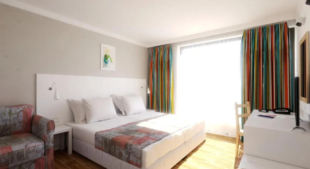 Двухместный номер Standard с балконом и с видом на сад Hotel Erma